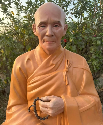 Tượng Hoà Thượng Thích Thiện Đạt