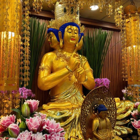 Tượng Phật Tỳ Lô Giá Na