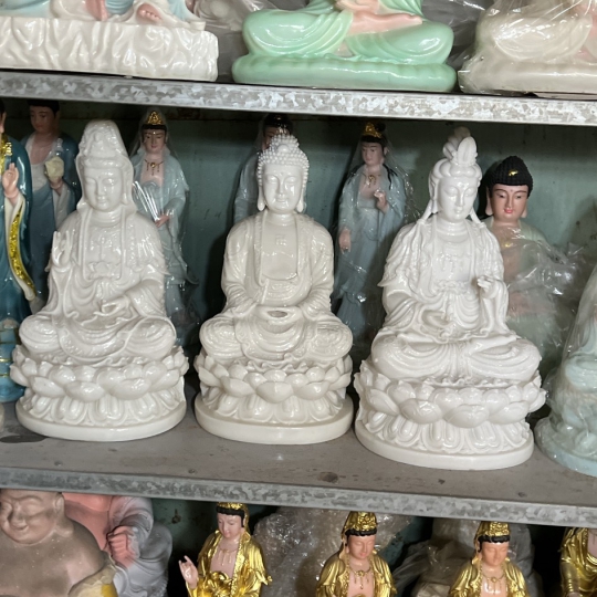 Tượng Tây Phương Tam Thánh dáng ngồi