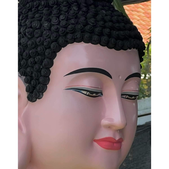 Tượng Phật A Di Đà ngồi đài sen