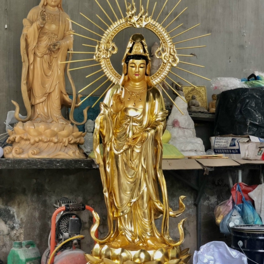 Tượng Quan Âm cao 1met2