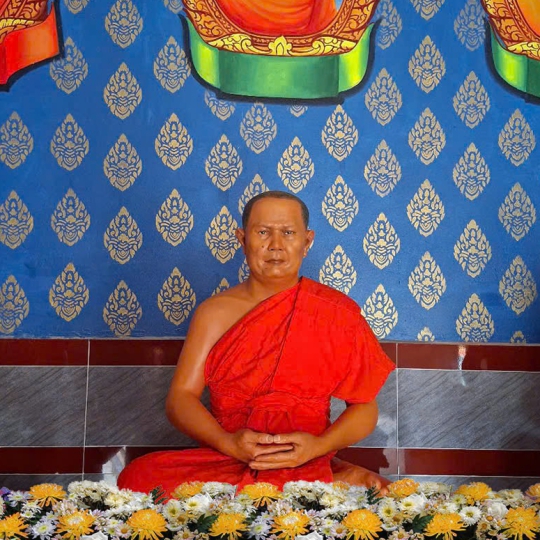 Tượng các vị hòa thượng chùa Cù Là Cũ