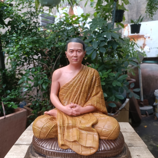 Tượng Sư Minh Đăng Quang