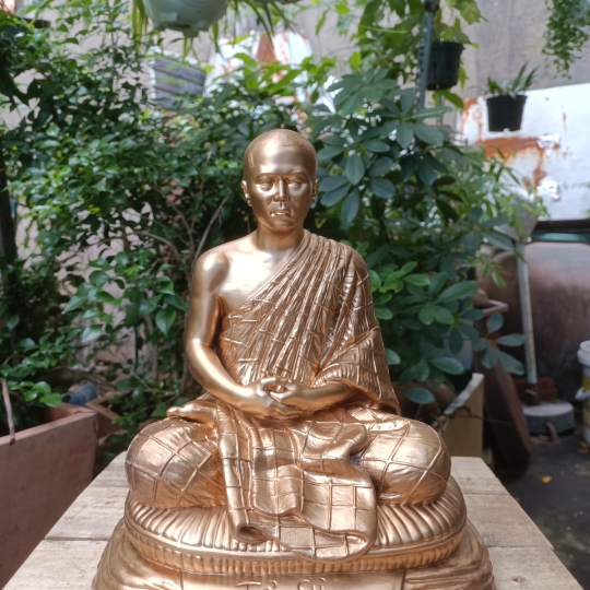 Tượng Sư Minh Đăng Quang