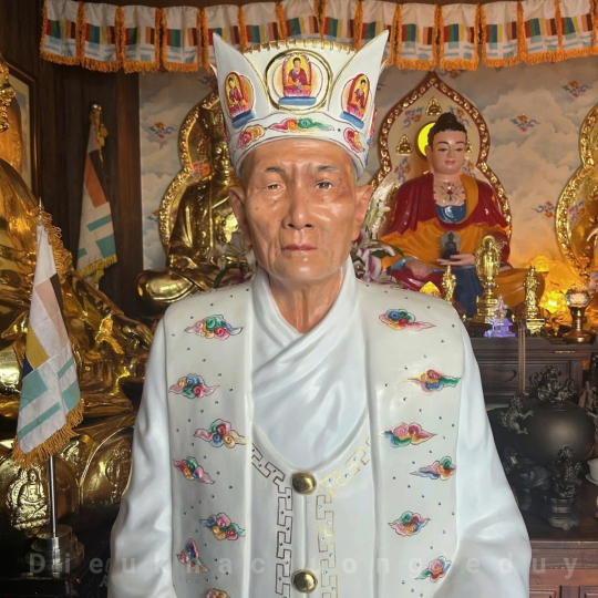 Đức Vô Thượng Di Lạc Tôn Phật