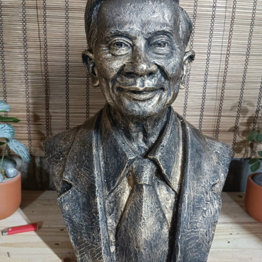 Tượng chân dung 02