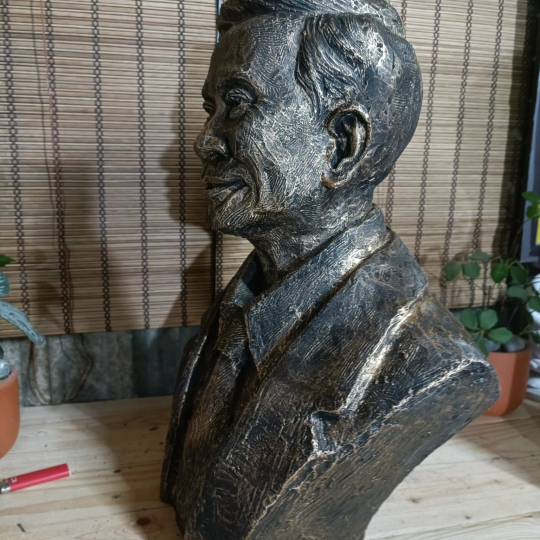 Tượng chân dung 02