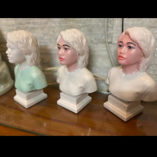 Chân dung Võ Thị Sáu 