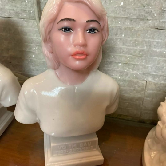 Chân dung Võ Thị Sáu 