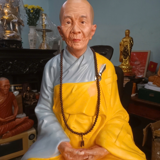 Tượng Sư Bà
