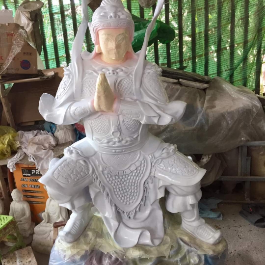 Tượng Hộ Pháp