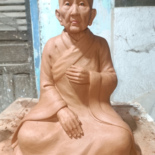 Tượng Sư Bà